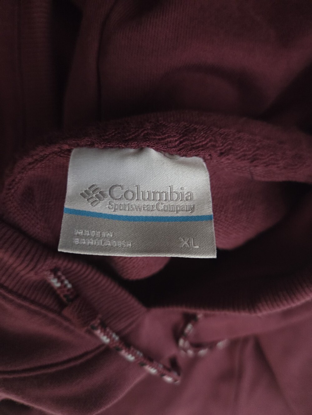 Columbia Women's Burgundy Maroon Pullover Hoodie - Picture 4 of 5